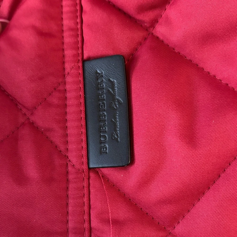 Burberry Quilted Jacket - Picture 7 of 11